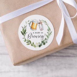 Bebê está criando um adesivo redondo clássico