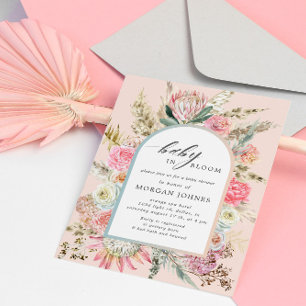 bebê no convite para chá de fraldas floral boêm