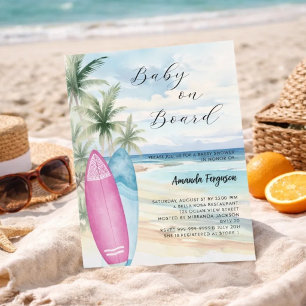 Bebê no surfboard do Conselho, garoto Chá de frald