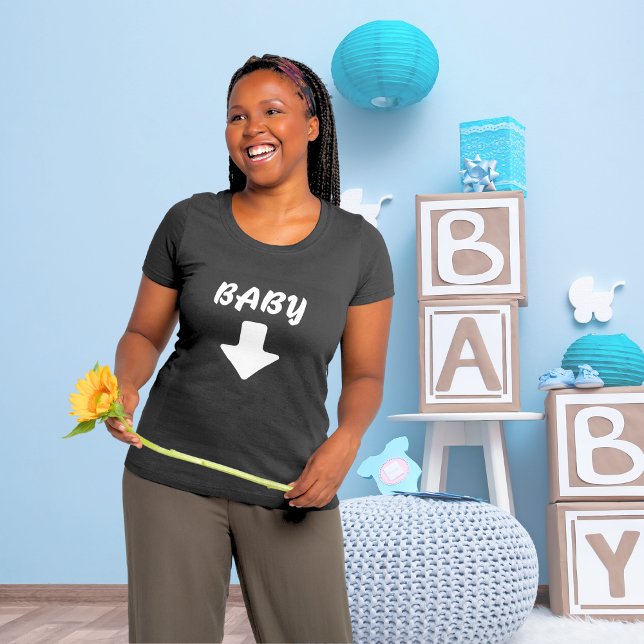 Bebê, Seta para baixo Chá Camiseta de maternidade  (Baby Announcement Pregnancy T-Shirt)