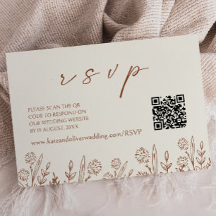 Beige Floral Wedding RSVP Cartão de gabinete de