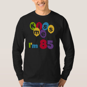 Beije-me que eu sou 85 t-shirt e presentes do