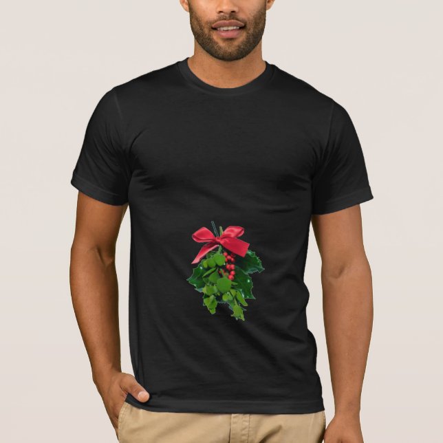 Beijo do visco abaixo do t-shirt do Natal da (Frente)
