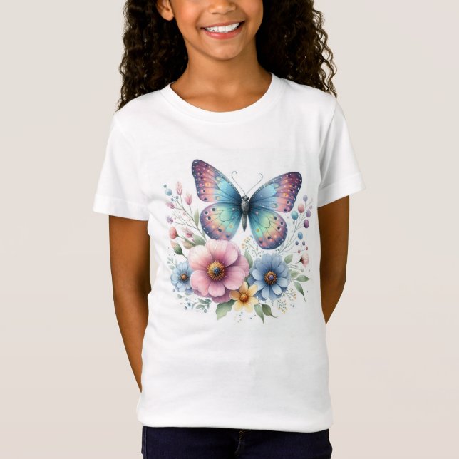 Beleza florescente: Flores e borboletas T-Shirt (Frente)