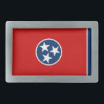 Belt Buckle com bandeira do Estado do Tennessee<br><div class="desc">Adicione um toque do orgulho do Tennessee ao seu guarda-roupa com nossa fivela de correia com a bandeira do Tennessee! Feito com atenção aos detalhes, esta fivela mostra orgulhosamente a bandeira icônica do Tennessee. A bandeira apresenta um fundo crimson com um círculo azul no centro contendo três estrelas brancas. Estas...</div>