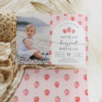 Berry Primeiro Convite de Aniversário | Morango