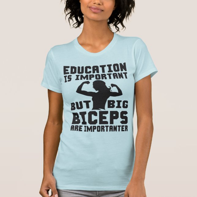 Biceps grandes são importantes que a camisa educac (Frente)