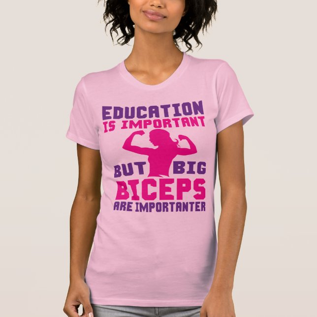 Biceps grandes são importantes que a camisa educac (Frente)