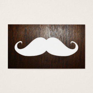 Bigode branco engraçado no fundo da madeira de