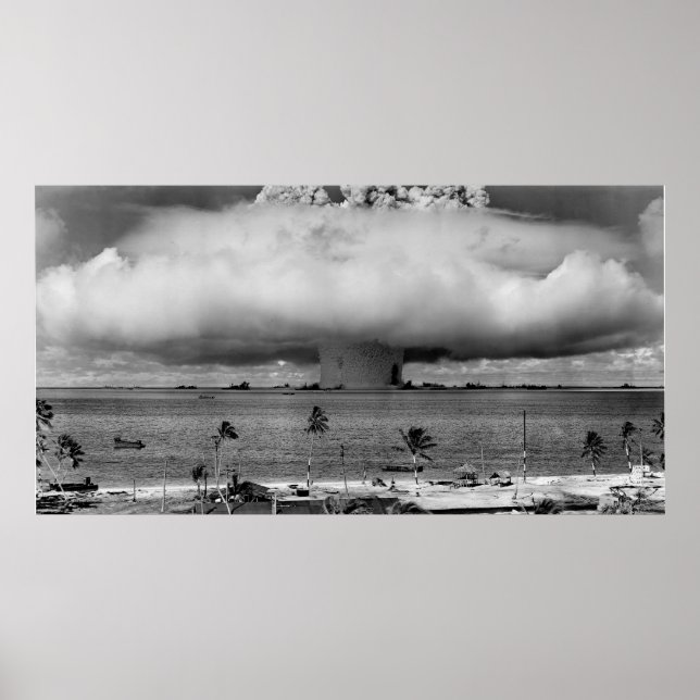 Bikini Atoll B/W Poster (Frente)