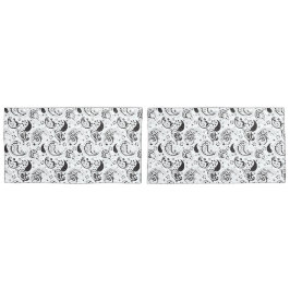 Black & White Paisley Pattern –Elegant Textile Art
