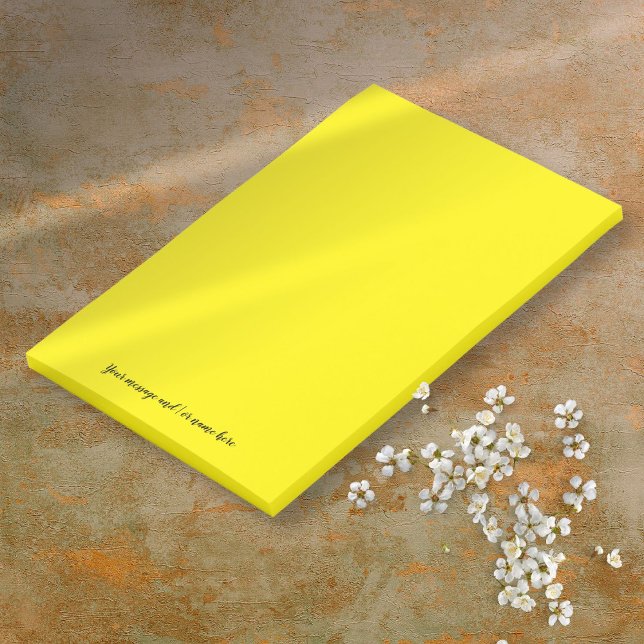 Bloco De Notas Amarelo Brilhante de Mensagem Personalizada (Custom Message Vibrant Bright Yellow Post-it Notes)