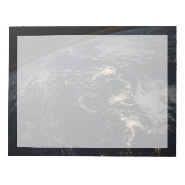 Bloco De Notas As Luzes Da Cidade Do Japão À Noite. (Frente)