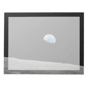Bloco De Notas Ascensão Da Terra Acima Do Horizonte Lunar.