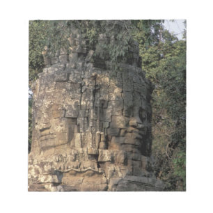 Bloco De Notas Ásia, Camboja, Siem Reap. Enormes esculturas de pe