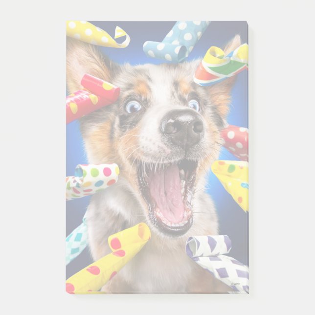 Bloco De Notas Assopradores de Festa de Cachorro Feliz (Frente)