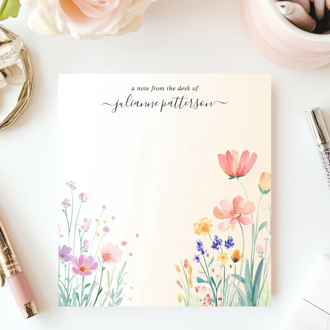 Bloco De Notas Campo de Flores Silvestres Delicadas Nome Personal (Criador carregado)