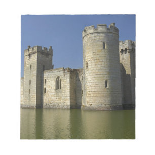 Bloco De Notas Castelo de Bodiam (1385), refletido na vala, Leste