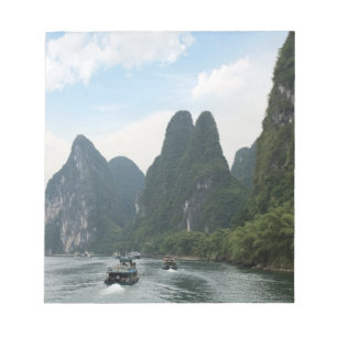 Bloco De Notas China, Guilin, Rio Li, Barcos fluviais alinham-se