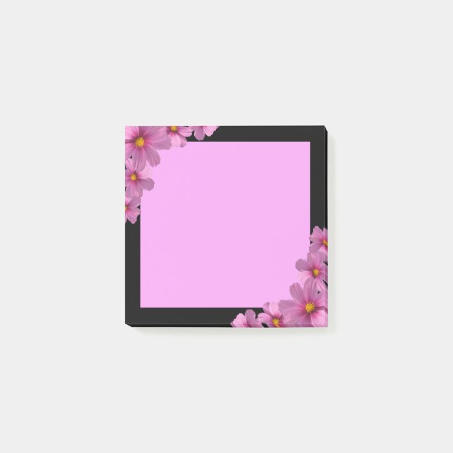 Bloco De Notas Design de Flor do Cosmos Roxo em um Fundo Preto (Frente)