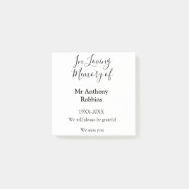 Bloco De Notas Em Adorar a memória do nome da memória funerária