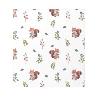Bloco De Notas Esquilo Adorável e Padrão Florestal de Berries