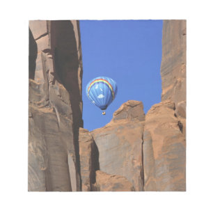 Bloco De Notas EUA, Utah, Monument Valley. Um balão de ar