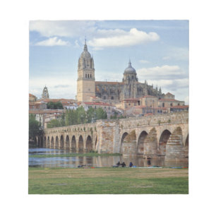 Bloco De Notas Europa, Espanha, Salamanca. A ponte romana sobre