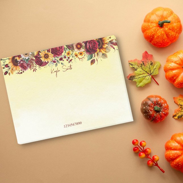 Bloco De Notas Fall outono temático burgundy rosas girassóis (Fall autumn themed post it notes burgundy roses sunflowers ombre yellow watercolor background)