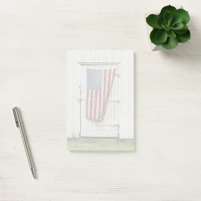 Bloco De Notas Farms | White Barn Door With American Flag (Escritótio)