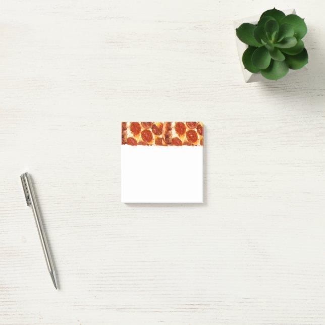 Bloco De Notas Fatia de pizza de pepperoni clássica da SlipperyJo (Escritótio)