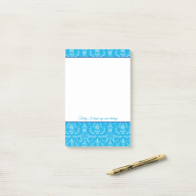 Bloco De Notas Folclóricos em Notas Personalizadas Azuis (Na mesa)