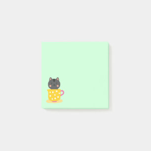 Bloco De Notas Gato bonito na caricatura do teacup na menta