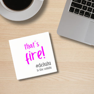 Bloco De Notas Hashtag # Delulu é o Solulu White Black