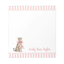 Leopardo com Laço Rosa e Listras