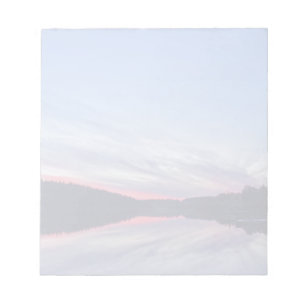 Bloco De Notas Linda natureza do sol sobre a foto do lago
