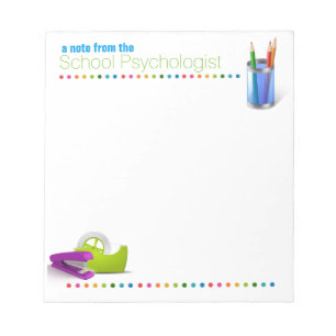 Bloco De Notas No Painel de Notas do Psicólogo do Office School