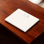 Bloco De Notas Nome do Monograma Moderno e Elegante Neutro<br><div class="desc">Elevem seu espaço de trabalho com nossa Coleção de Monogramas Modernos e Elegantes Neutrais. Com designs elegantes em tons neutros, essa coleção combina estilo e funcionalidade. Cada peça, de notebooks monogramados a canetas personalizadas, exude sofisticação com linhas limpas e detalhes sutis. Feito com materiais premium, é perfeito para profissionais que...</div>