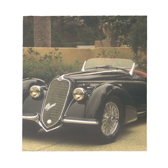Bloco De Notas O Alfa Romeo 8C 2900B é muito raro e muito (Frente)