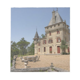 Bloco De Notas O magnífico Chateau de Pressac e jardim