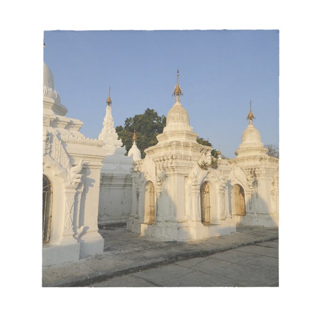 Bloco De Notas Pagode Kuthodaw em Mandalay, conhecida como a (Frente)