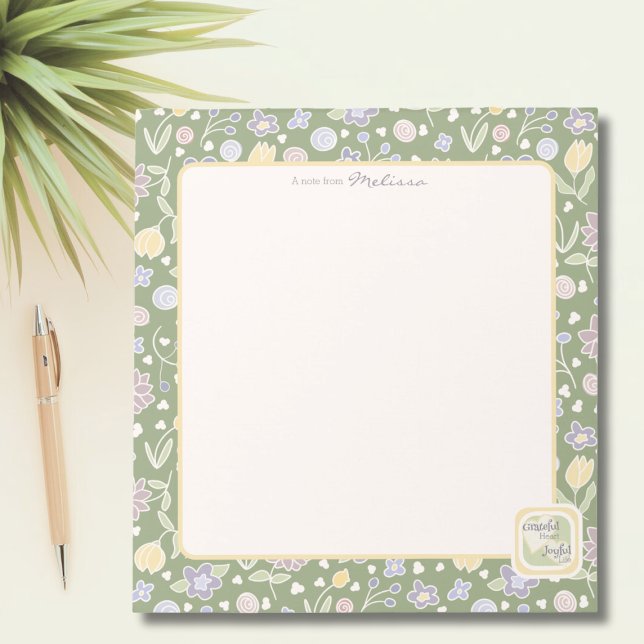 Bloco de Notas Personalizado Coração Grato Vida Al (Grateful Heart Joyful Life Personalized Notepad – Floral Green Stationery for Graceful Living)