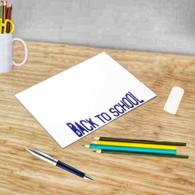 Bloco De Notas Pintor S Azul BTS (This notepad with its fun design, is imprinted on every page, for you to enjoy!)