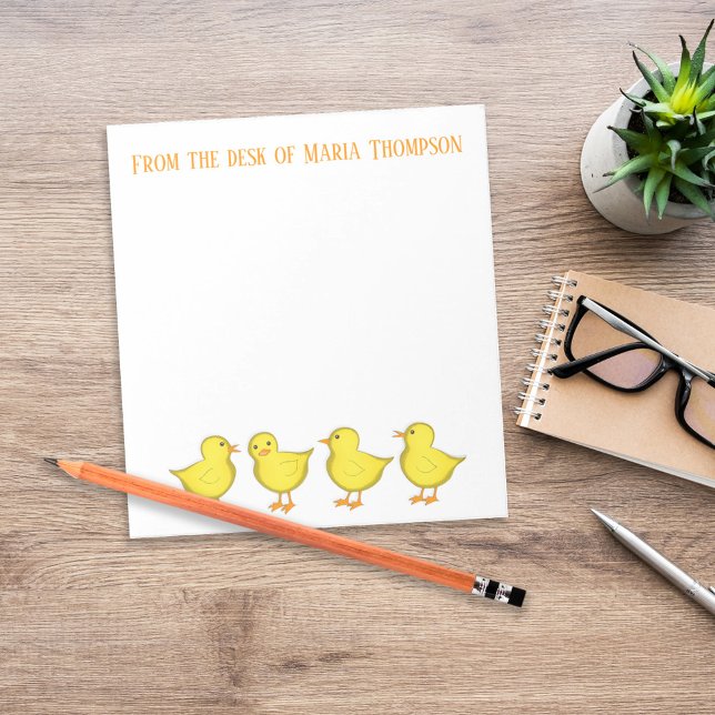 Bloco De Notas Primavera de Chicken Scratch Chics (Cute personalized teacher stationery with yellow chicks and custom desk name header.)