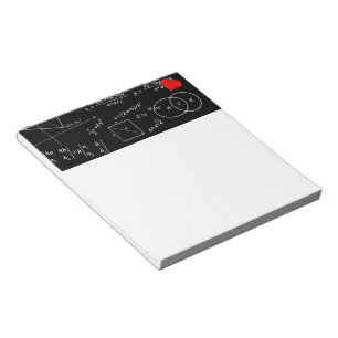 Bloco De Notas Quadro negro de matemática com coração vermelho