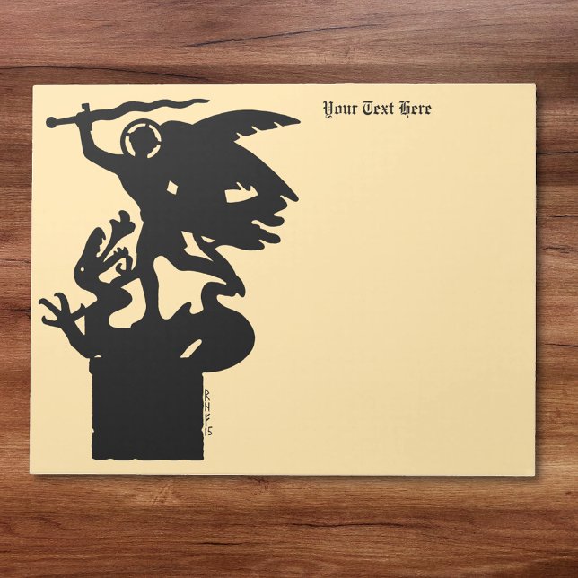 Bloco De Notas Santo Michael e Dragon (Saint Michael and Dragon Notepad on Wooden Desk)
