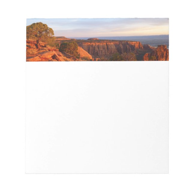 Bloco De Notas Sunrise no Grand View Trail em CO Monument (Frente)