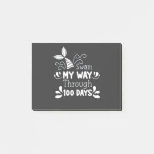 Bloco De Notas Swam o meu caminho através de 100 dias de escola