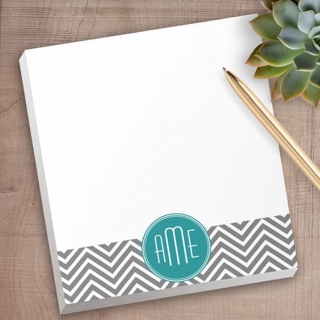 Bloco De Notas Teal Charmala Chevrons Monograma Personalizado (Personalized Notepad)