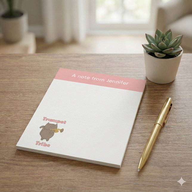 Bloco De Notas Tribo da Trombeta Gatinho Fofo Rosa Personalizado (A notepad featuring a brown cat and the words trumpet tribe in pink.)